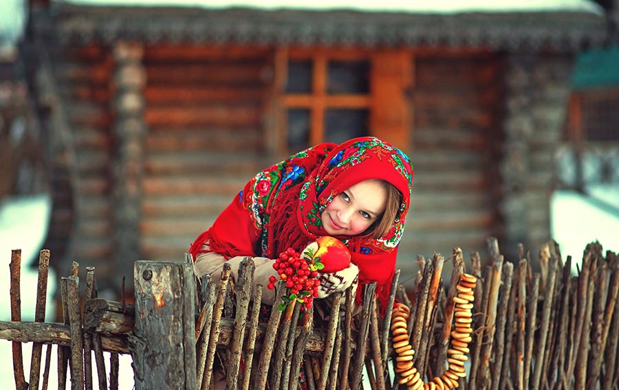 Sexy girl Women in Slavic costumes in Tunliao