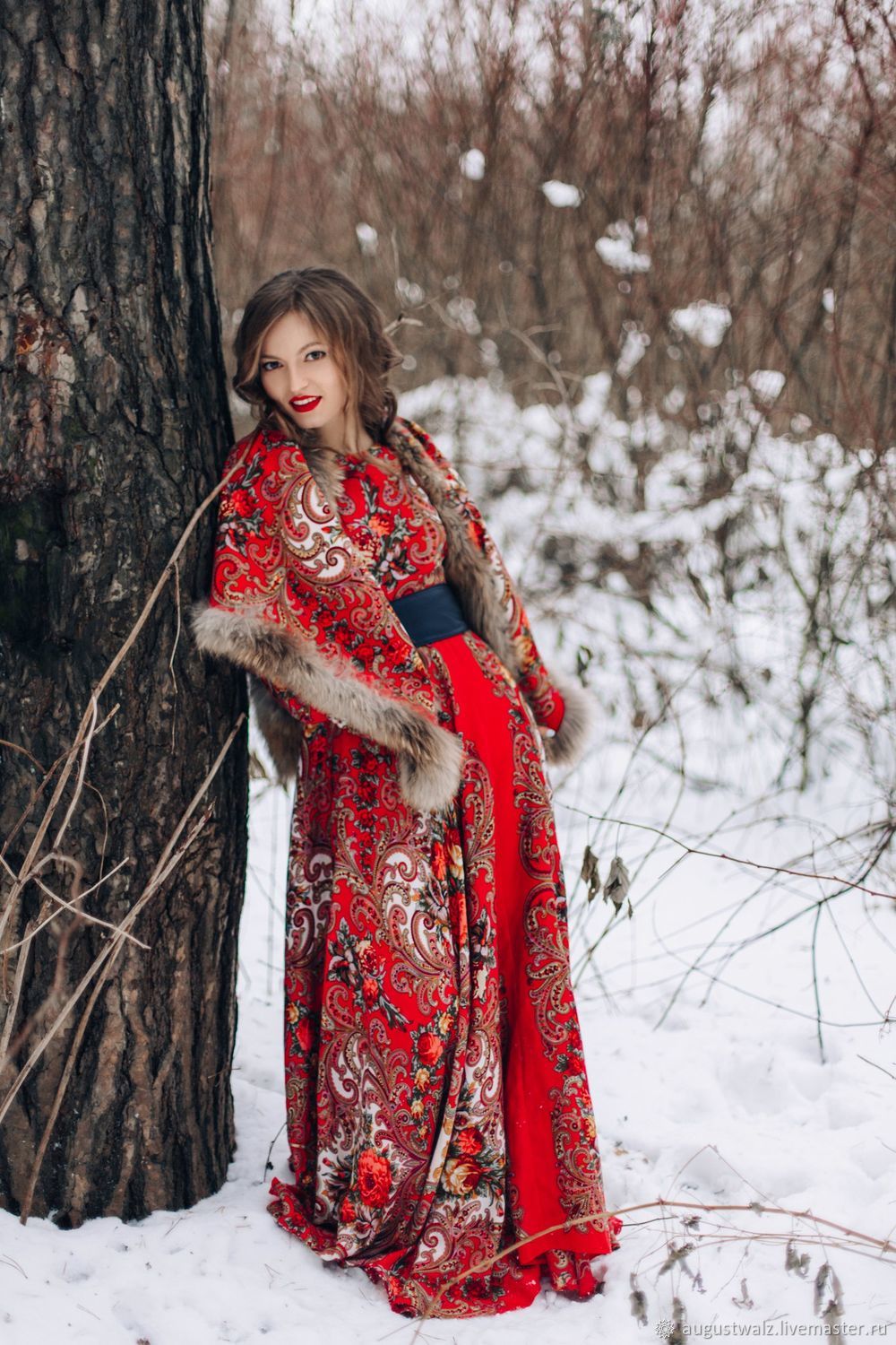 Photo Girls in Slavic costumes in Tunliao